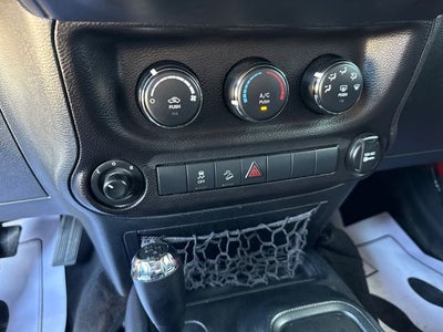 2017 Jeep Wrangler Willys Wheeler