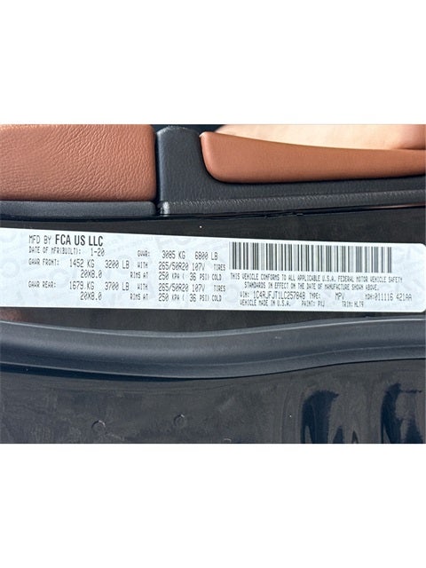 2020 Jeep Grand Cherokee Summit