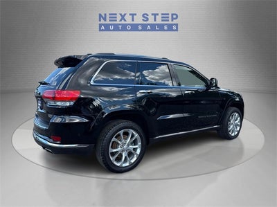 2020 Jeep Grand Cherokee Summit