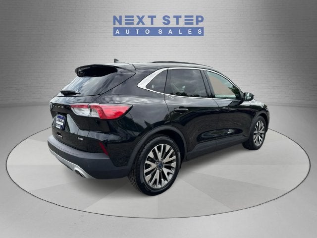 2020 Ford Escape Hybrid Titanium
