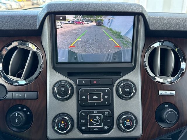 2015 Ford F-250SD Lariat