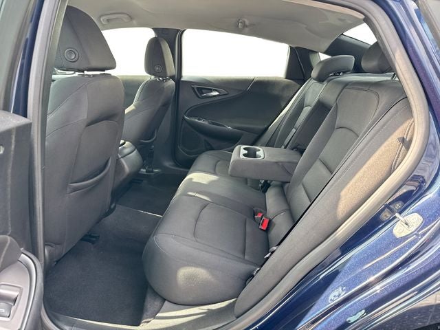 2017 Chevrolet Malibu LS 1LS