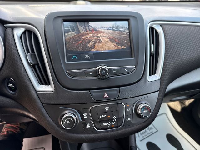 2017 Chevrolet Malibu LS 1LS