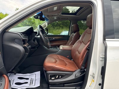 2019 Cadillac Escalade Luxury