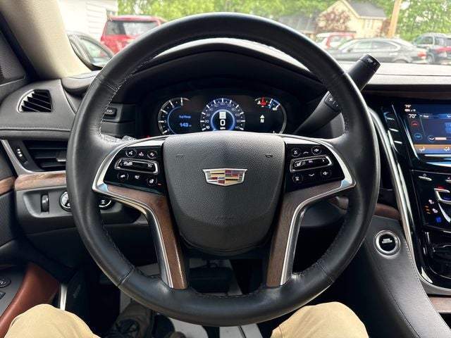 2019 Cadillac Escalade Luxury