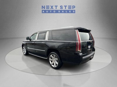 2018 Cadillac Escalade ESV Luxury