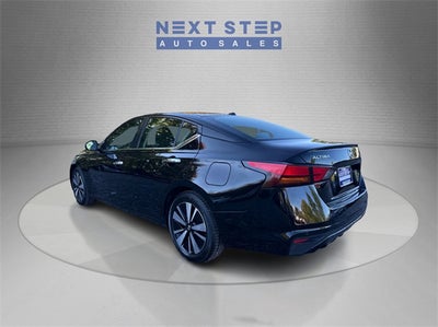 2021 Nissan Altima 2.5 SV
