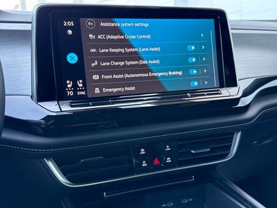 2025 Volkswagen Atlas Cross Sport 2.0T SE w/Technology