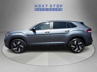2025 Volkswagen Atlas Cross Sport 2.0T SE w/Technology