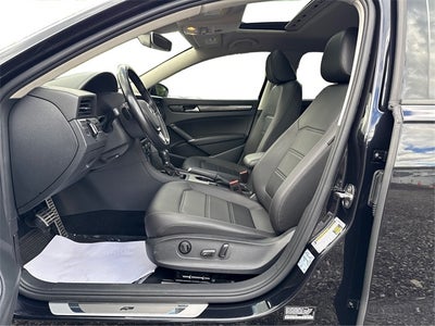 2020 Volkswagen Passat 2.0T R-Line