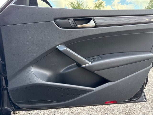 2020 Volkswagen Passat 2.0T R-Line