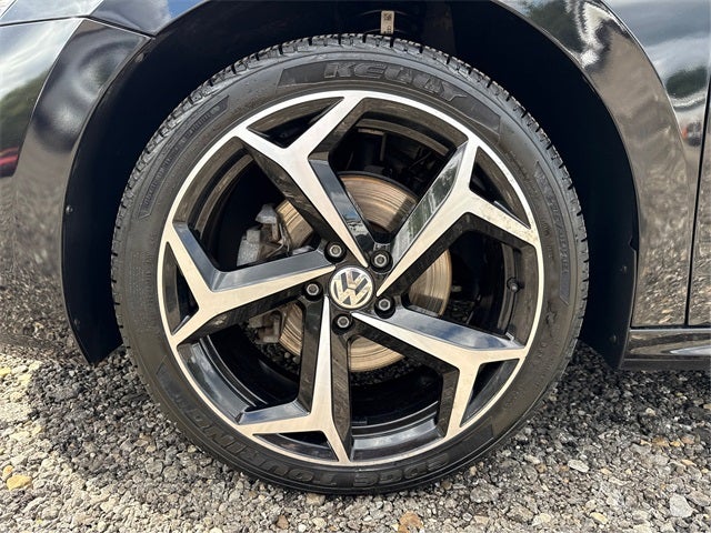 2020 Volkswagen Passat 2.0T R-Line