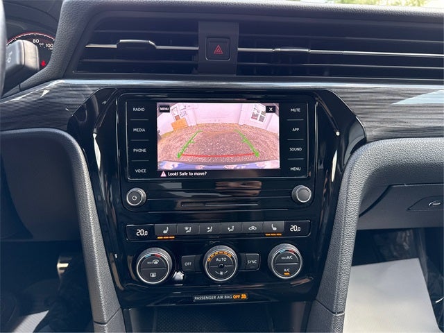 2020 Volkswagen Passat 2.0T R-Line