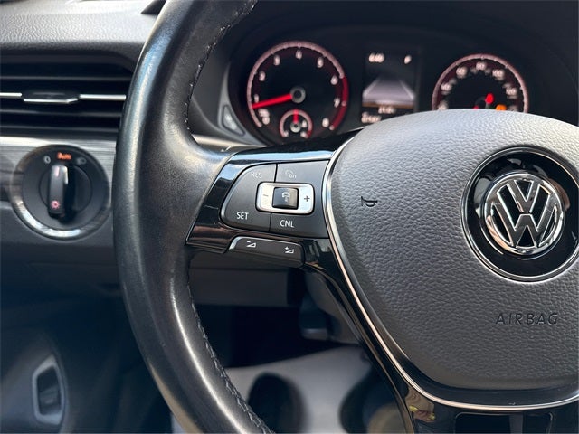 2020 Volkswagen Passat 2.0T R-Line