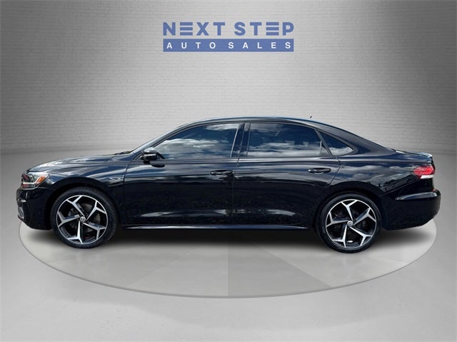 2020 Volkswagen Passat 2.0T R-Line