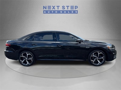 2020 Volkswagen Passat 2.0T R-Line