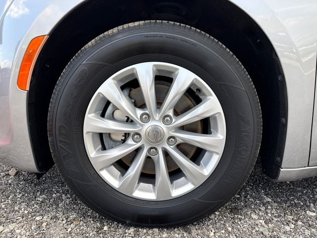 2017 Chrysler Pacifica Touring L