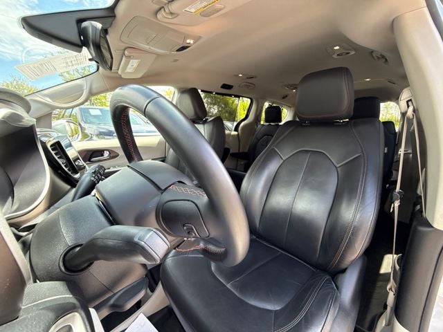 2017 Chrysler Pacifica Touring L