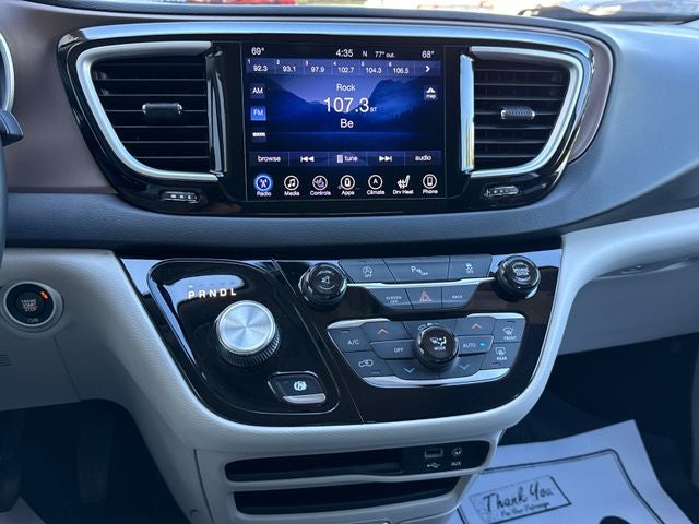 2017 Chrysler Pacifica Touring L