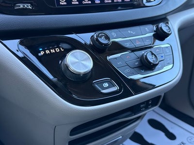 2017 Chrysler Pacifica Touring L