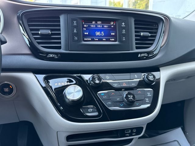 2017 Chrysler Pacifica Touring