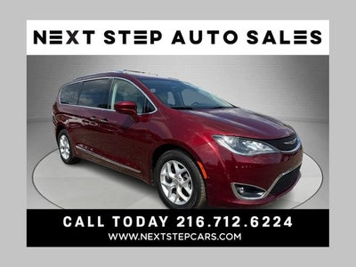 2017 Chrysler Pacifica Touring L Plus