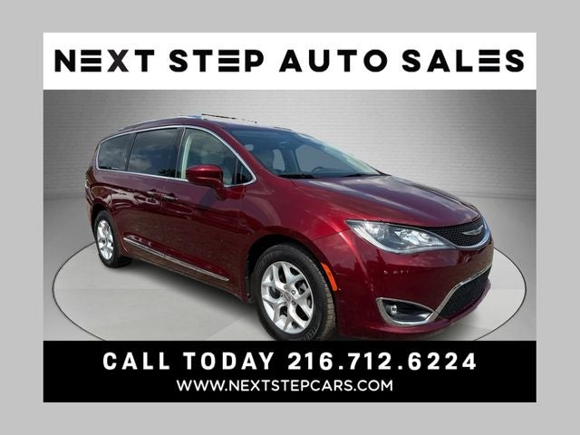 2017 Chrysler Pacifica Touring L Plus