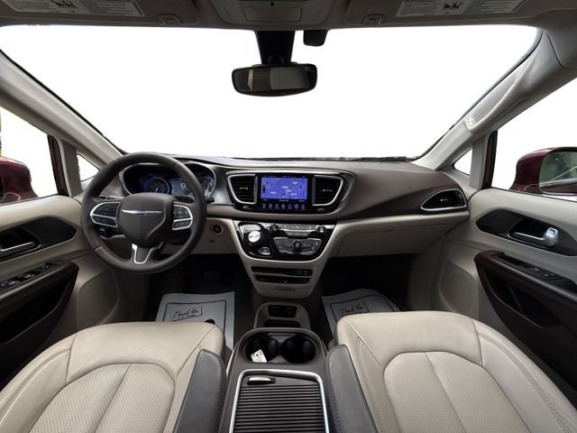2017 Chrysler Pacifica Touring L Plus