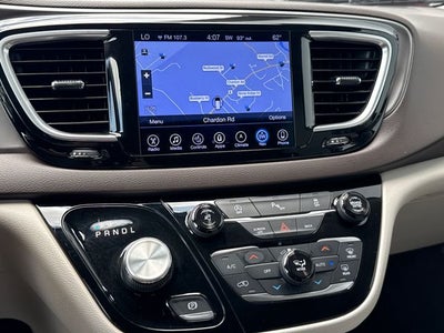 2017 Chrysler Pacifica Touring L Plus