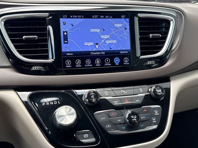 2017 Chrysler Pacifica Touring L Plus