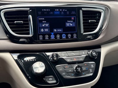 2017 Chrysler Pacifica Touring L Plus
