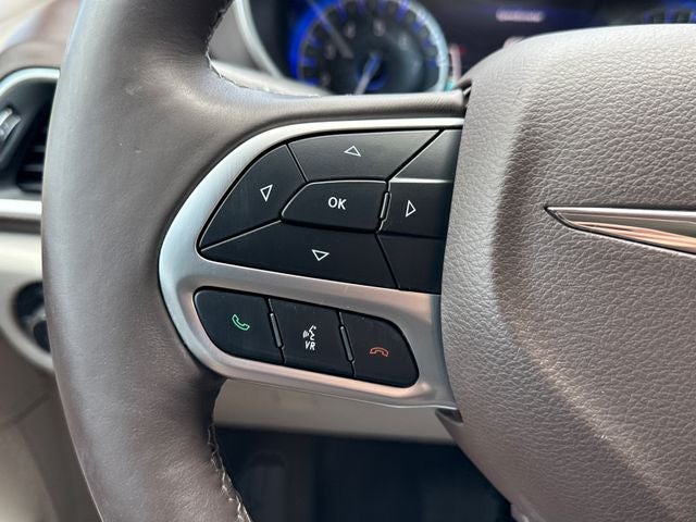 2017 Chrysler Pacifica Touring L Plus