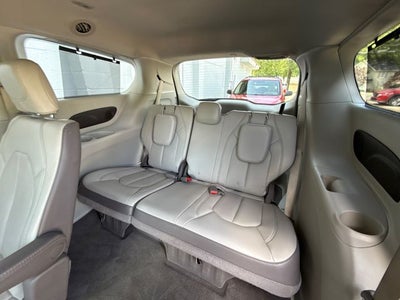 2017 Chrysler Pacifica Touring L Plus
