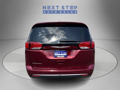 2017 Chrysler Pacifica Touring L Plus