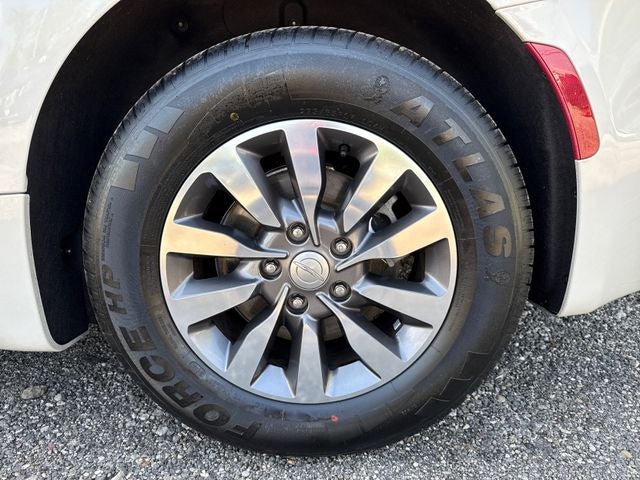 2019 Chrysler Pacifica Touring L Plus