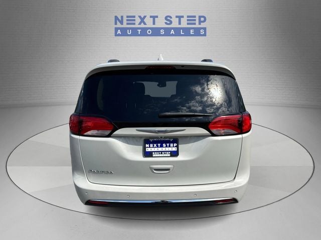 2019 Chrysler Pacifica Touring L Plus
