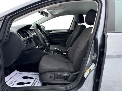 2017 Volkswagen Golf TSI S 4-Door