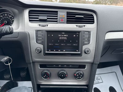 2017 Volkswagen Golf TSI S 4-Door