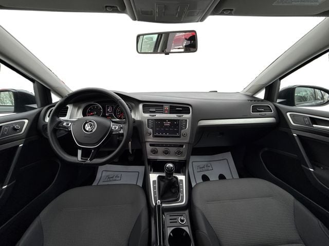 2017 Volkswagen Golf TSI S 4-Door