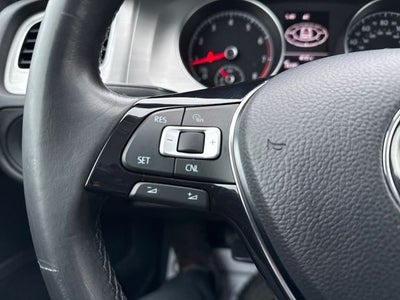 2017 Volkswagen Golf TSI S 4-Door