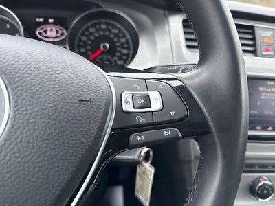 2017 Volkswagen Golf TSI S 4-Door