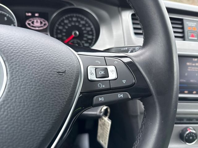2017 Volkswagen Golf TSI S 4-Door