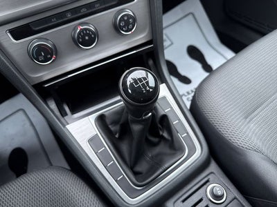 2017 Volkswagen Golf TSI S 4-Door