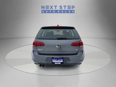 2017 Volkswagen Golf TSI S 4-Door