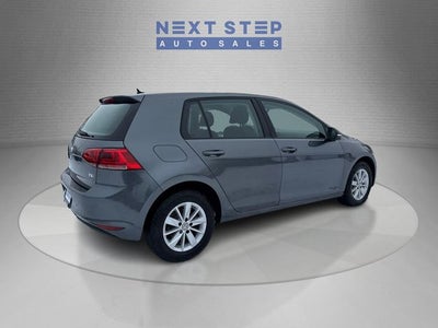2017 Volkswagen Golf TSI S 4-Door