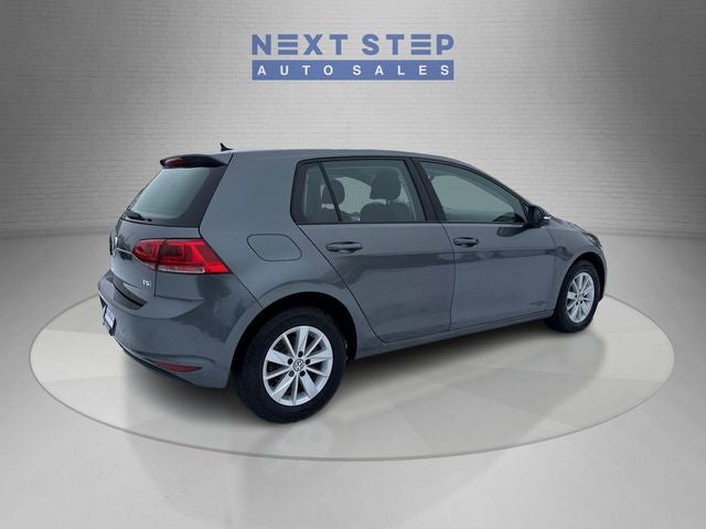 2017 Volkswagen Golf TSI S 4-Door