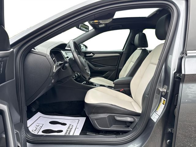 2019 Volkswagen Jetta R-Line