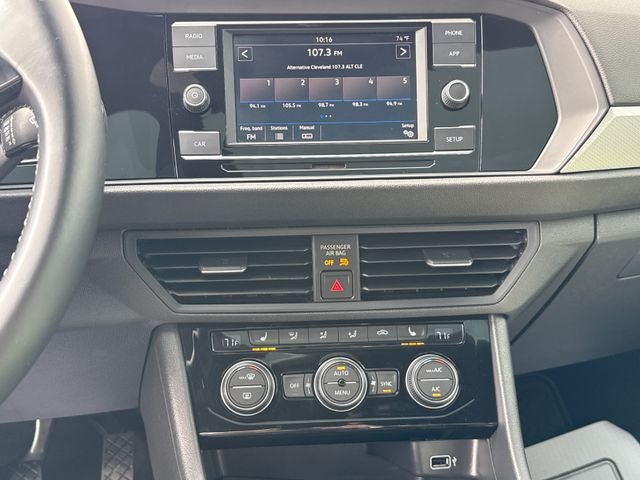 2019 Volkswagen Jetta R-Line