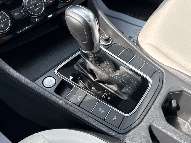 2019 Volkswagen Jetta R-Line
