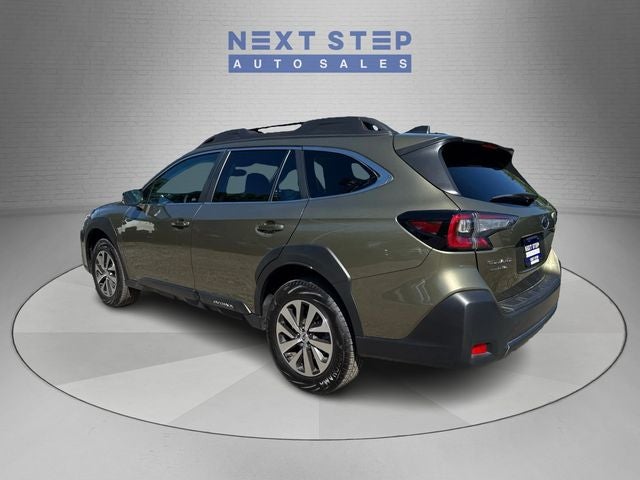 2025 Subaru Outback Premium